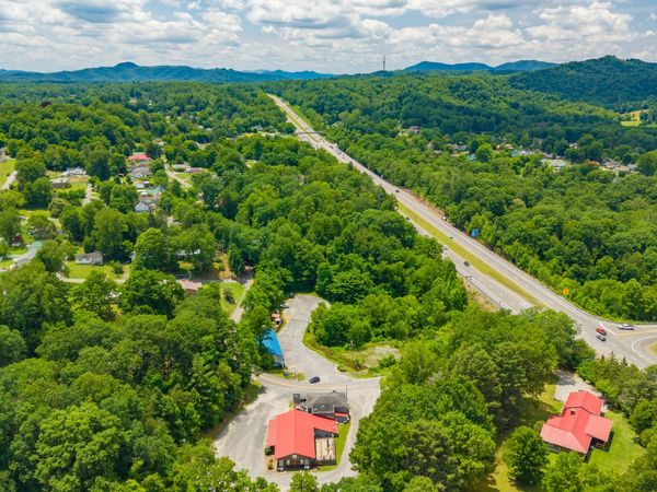 310 Keller Ave, Fayetteville, WV 25840
