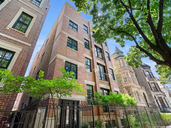 901 W Fletcher Street , Unit 2, Chicago, IL 60657