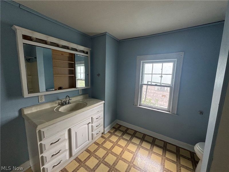 4230 Valleyview Boulevard, Ashtabula, OH 44004 Photo 6