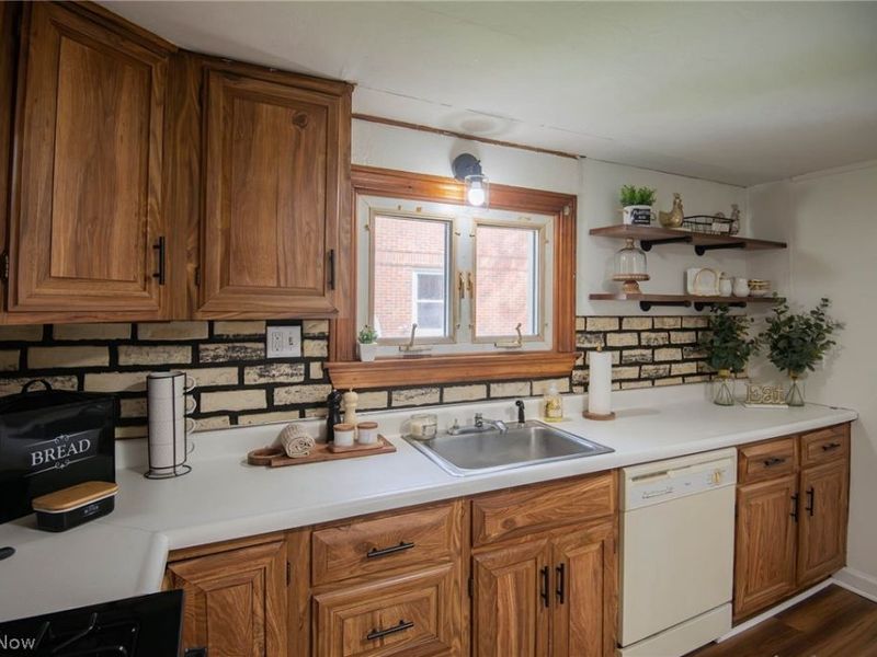 1528 Stepney Street, Niles, OH 44446 Photo 3