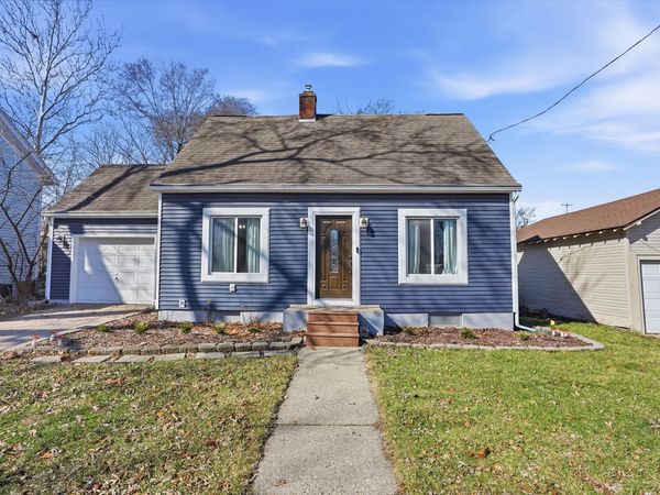 608 Park Street, Fenton, MI 48430
