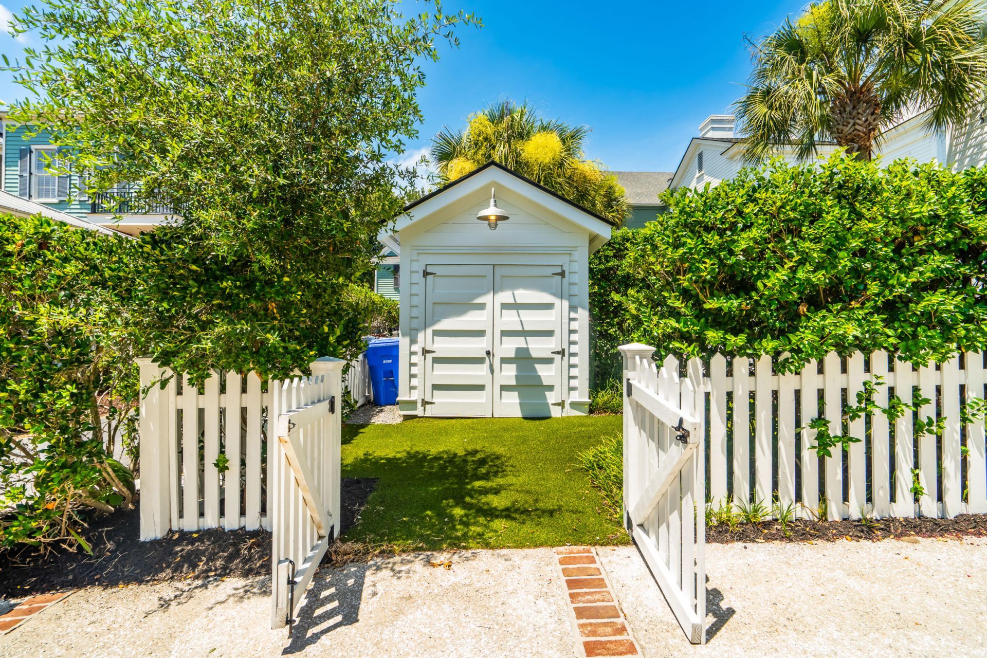 229 N Shelmore Boulevard Photo 36