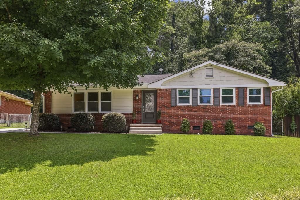 2361 Burch Circle Ne, Atlanta, GA 30319 Main Photo