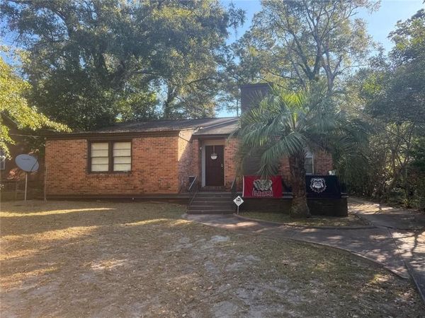 1184 Edna Place , Macon, GA 31204