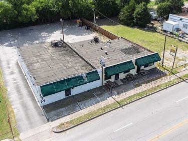 3717 Mccart Avenue , Fort Worth, TX 76110