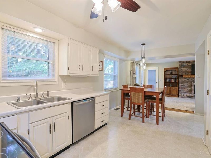 8001 Deershadow Lane, Montgomery, OH 45242 Photo 15