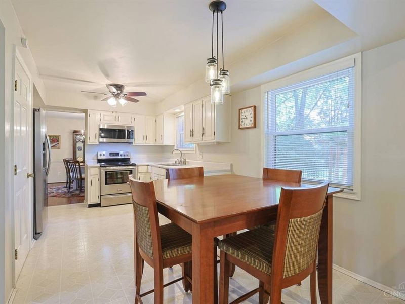 8001 Deershadow Lane, Montgomery, OH 45242 Photo 16