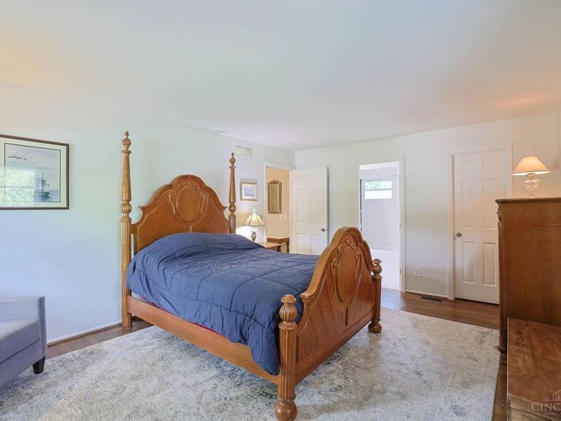 8001 Deershadow Lane, Montgomery, OH 45242 Photo 20