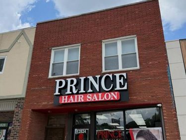 12824 W Warren Avenue, Dearborn, MI 48126