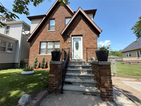 15 FOREST Street, River Rouge, MI 48218