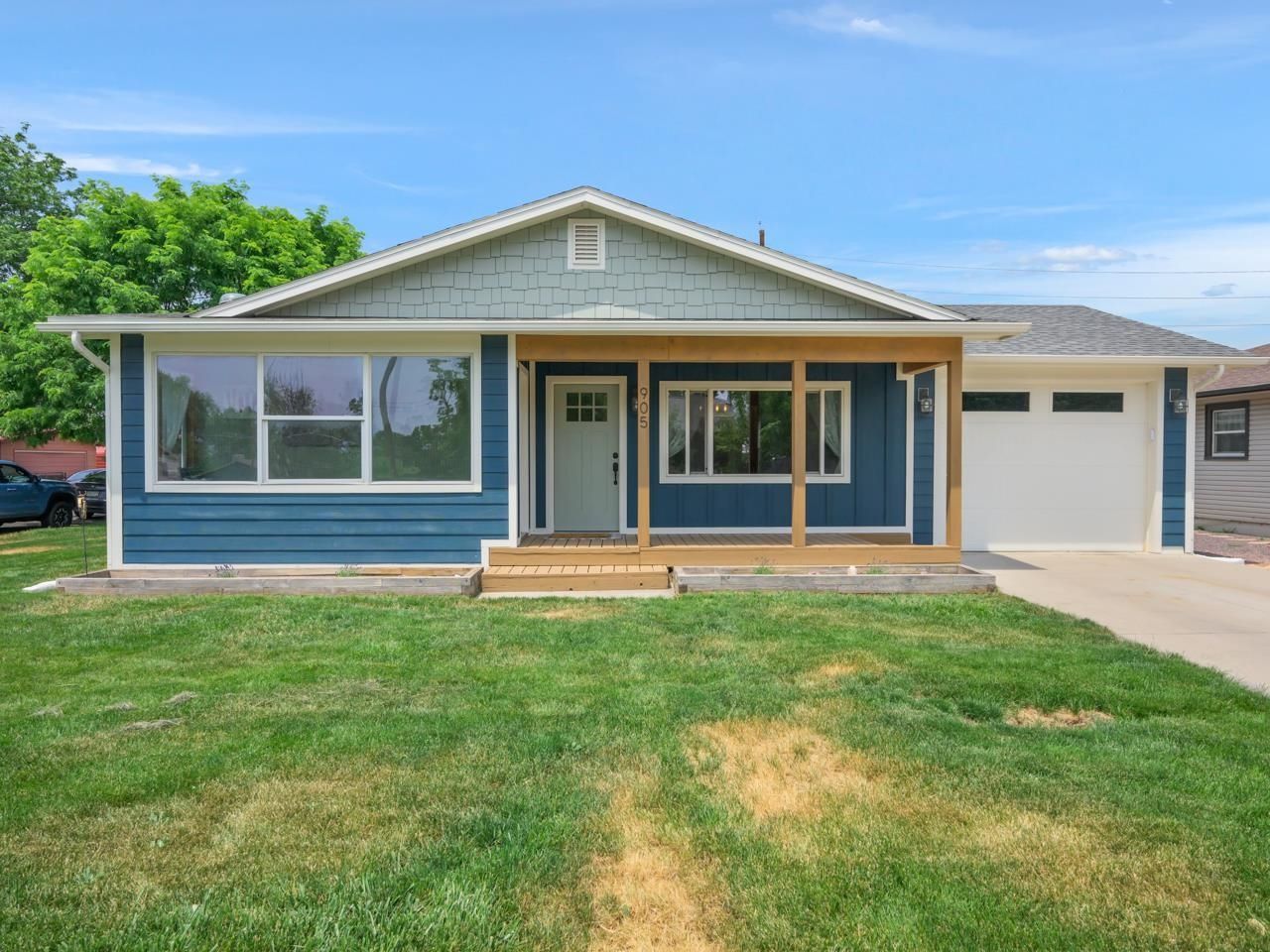 905 E Aspen Avenue, Fruita, CO 81521 Main Photo