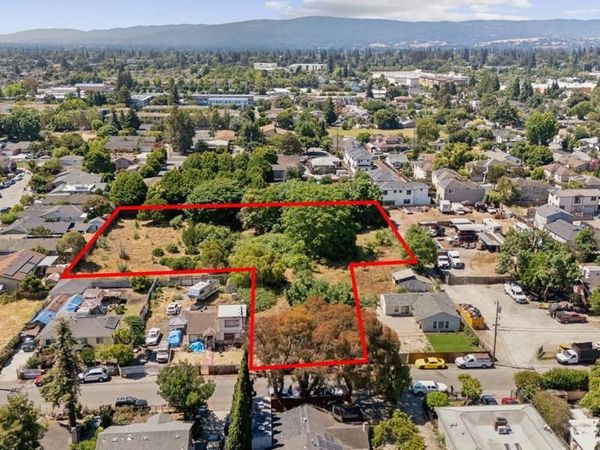 990 Garden Street, East Palo Alto, CA 94303