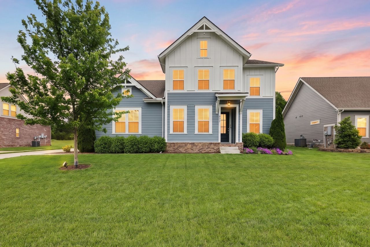 517 Oakvale Ln, Mount Juliet, TN 37122 Main Photo
