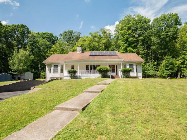 75 Boyce Road, Nassau, NY 12123