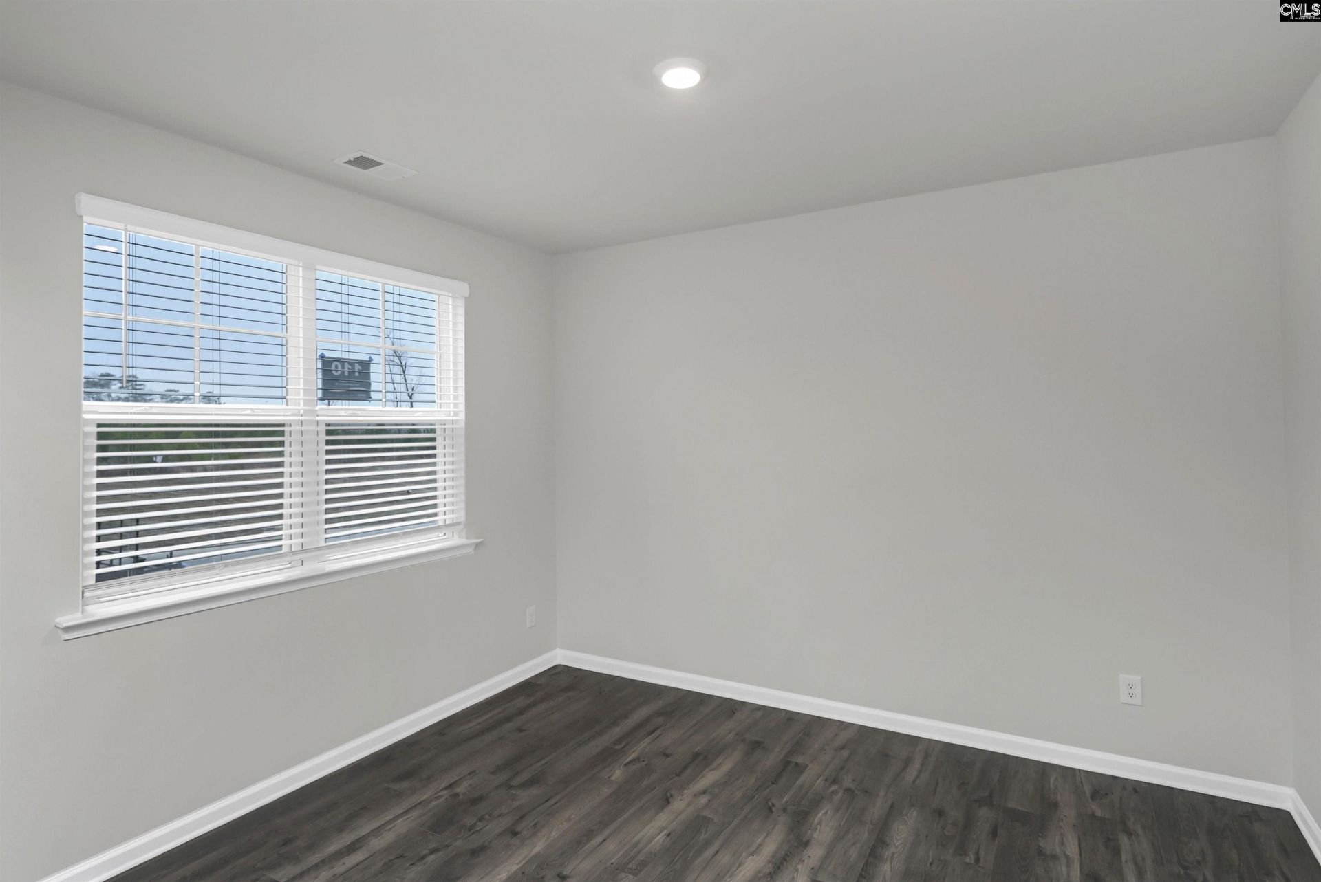 257 Roundtree Road Photo 4
