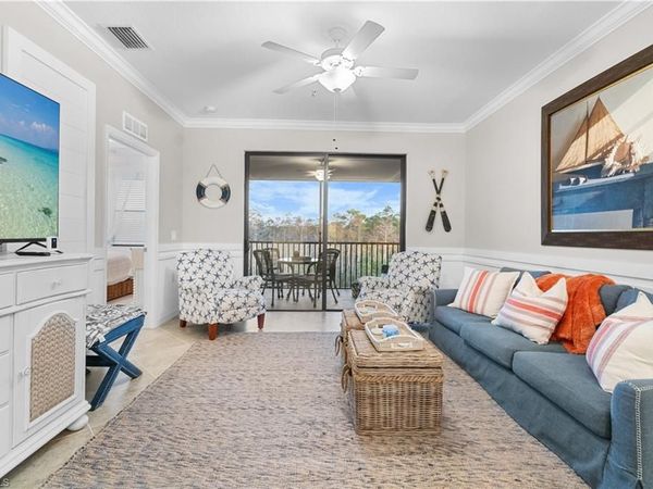 9596 Trevi CT, Unit 5444, NAPLES, FL 34113