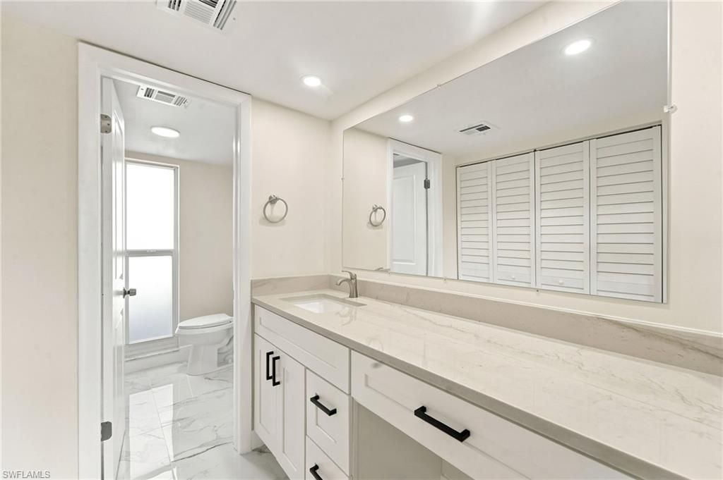 379 Palm Dr, Unit 3, Naples, FL 34112 Photo