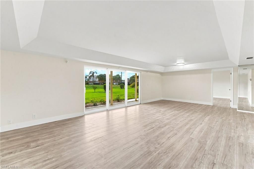 379 Palm Dr, Unit 3, Naples, FL 34112 Photo