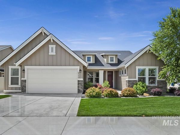 9339 W Summit Post Ct, Star, ID 83669