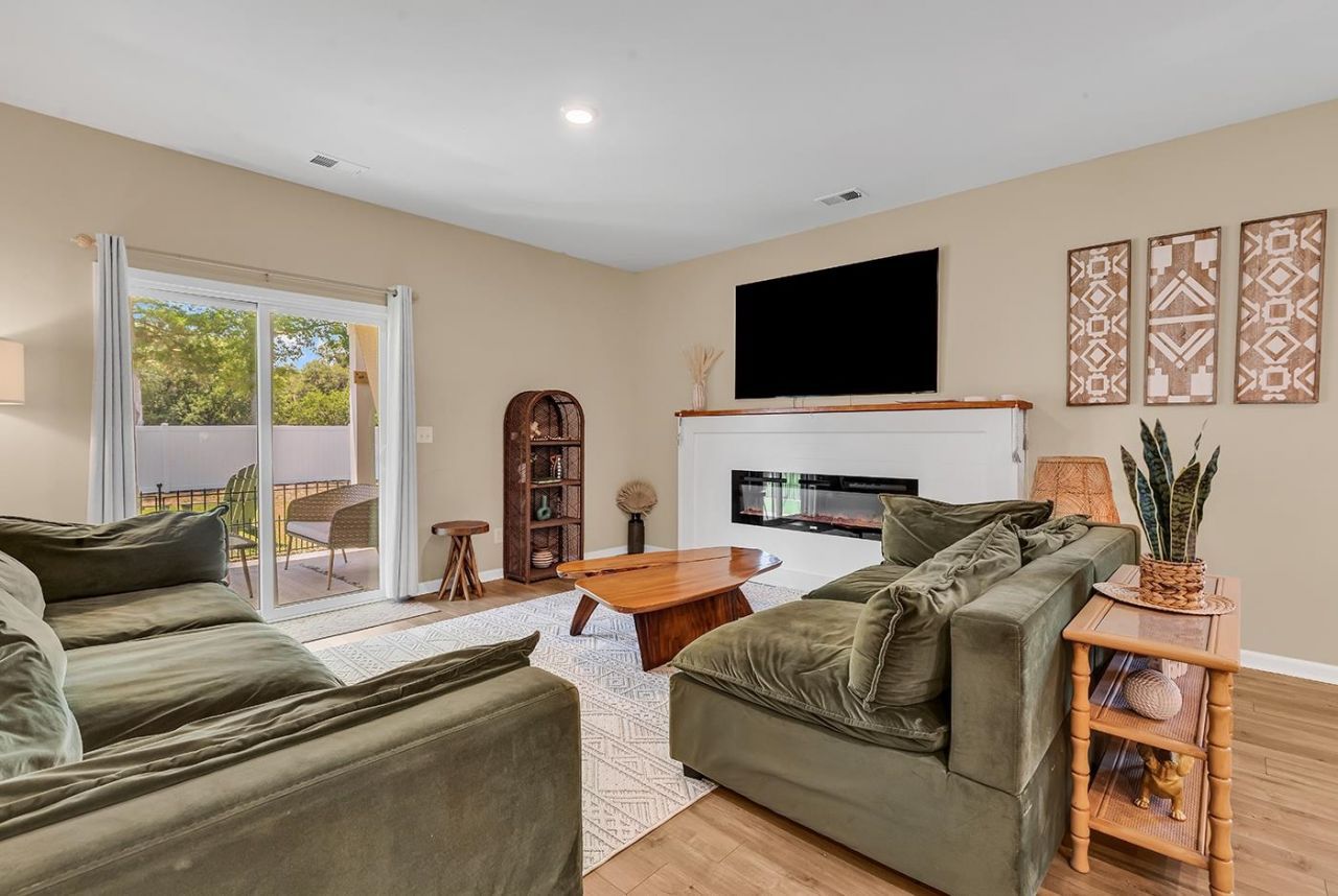 807 Dusty Pine Way Photo 22