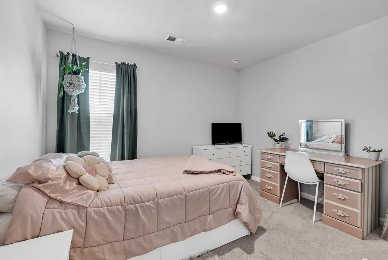 807 Dusty Pine Way Photo 40