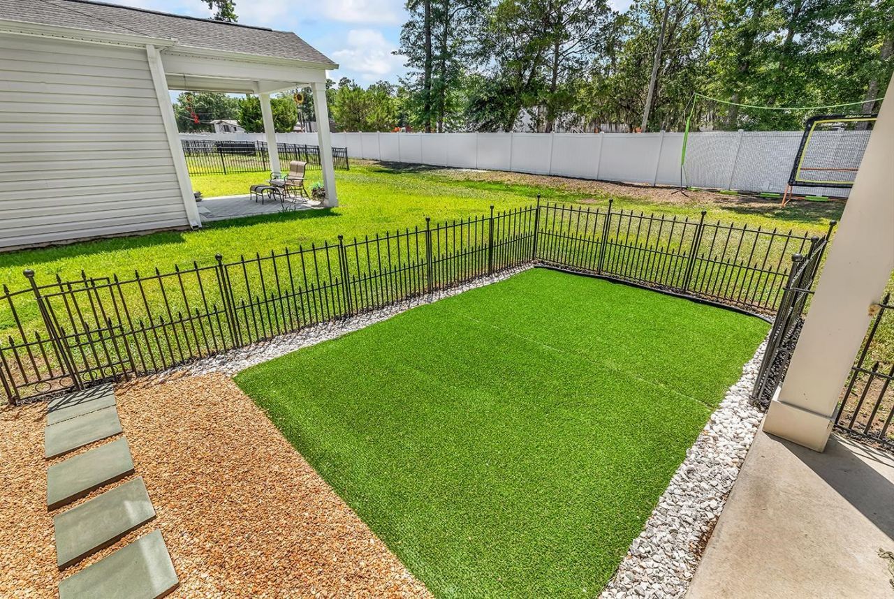 807 Dusty Pine Way Photo 60