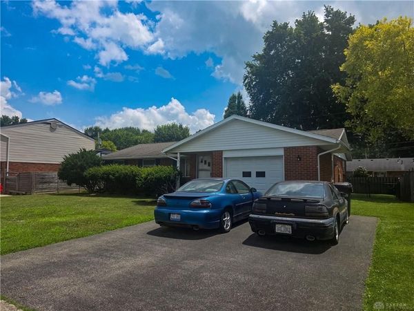 985 Hamlet Drive, Xenia, OH 45385