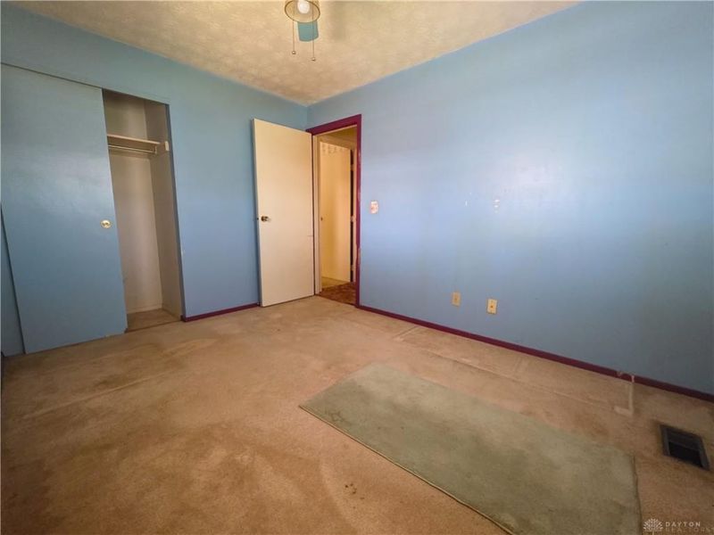 985 Hamlet Drive, Xenia, OH 45385 Photo 13