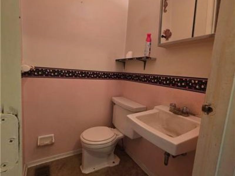 985 Hamlet Drive, Xenia, OH 45385 Photo 8