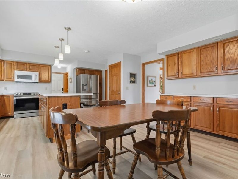 5905 Shetland Circle NE, Canton, OH 44721 Photo 19