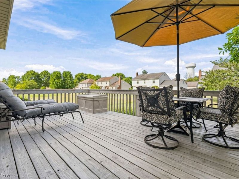 5905 Shetland Circle NE, Canton, OH 44721 Photo 4