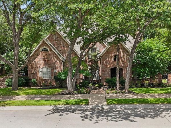 706 Wentwood Drive, Southlake, TX 76092