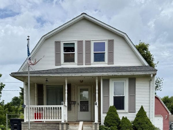 910 16Th Street, Eldora, IA 50627