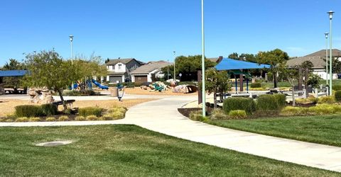 4816 Ammolite Way, Elk Grove, CA 95757 Photo