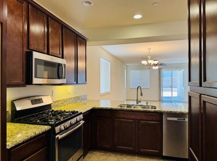 4816 Ammolite Way, Elk Grove, CA 95757 Photo