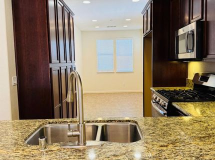 4816 Ammolite Way, Elk Grove, CA 95757 Photo