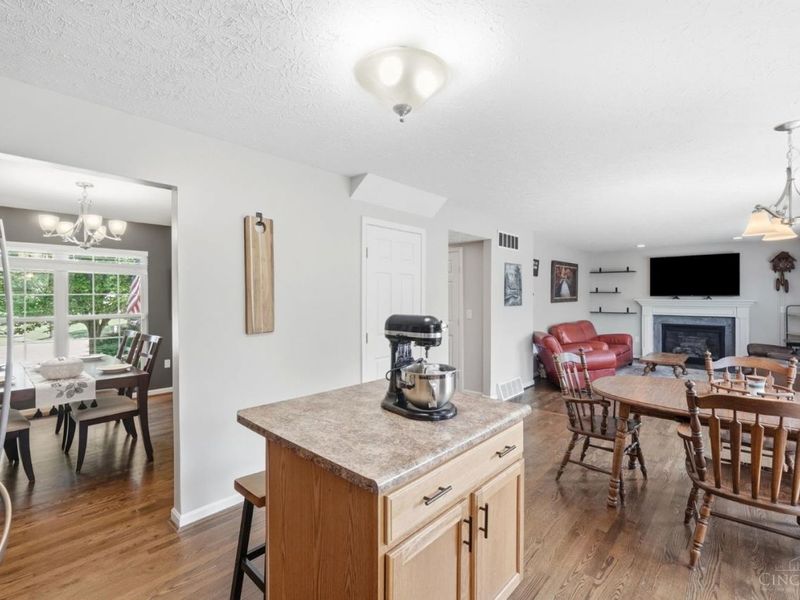 12067 Brookway Drive, Springfield Twp., OH 45240 Photo 10