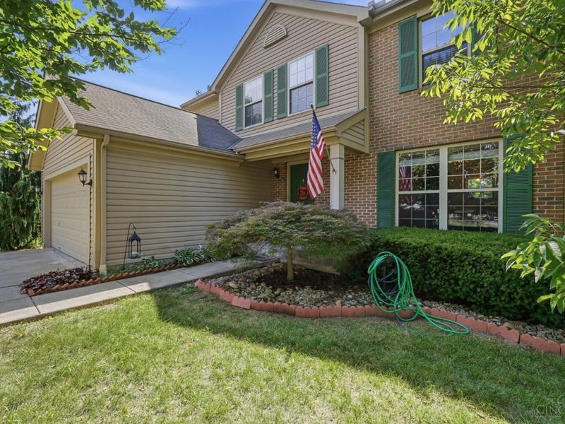 12067 Brookway Drive, Springfield Twp., OH 45240 Photo 2
