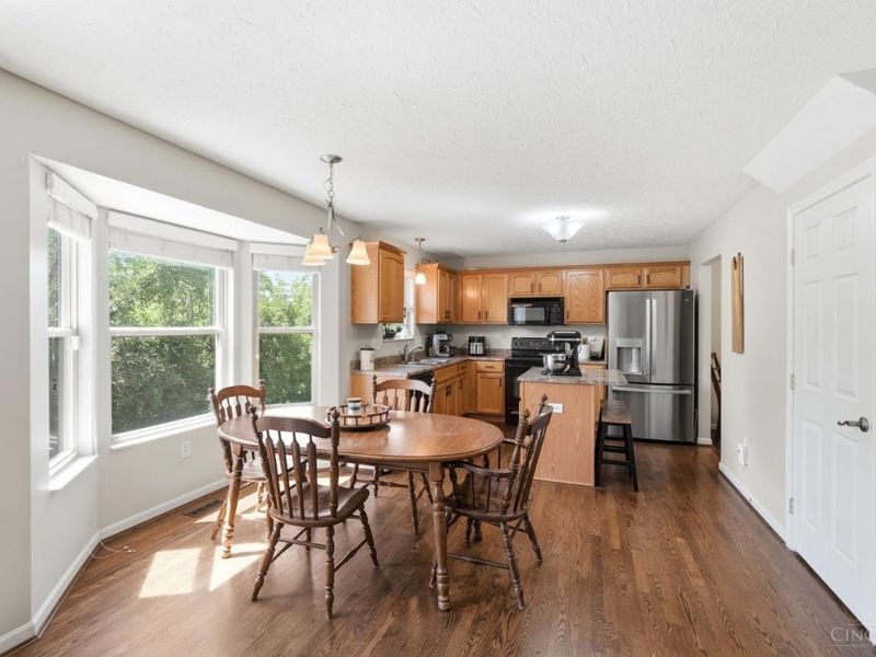 12067 Brookway Drive, Springfield Twp., OH 45240 Photo 6