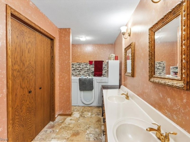 7085 River Styx Road, Medina, OH 44256 Photo 12