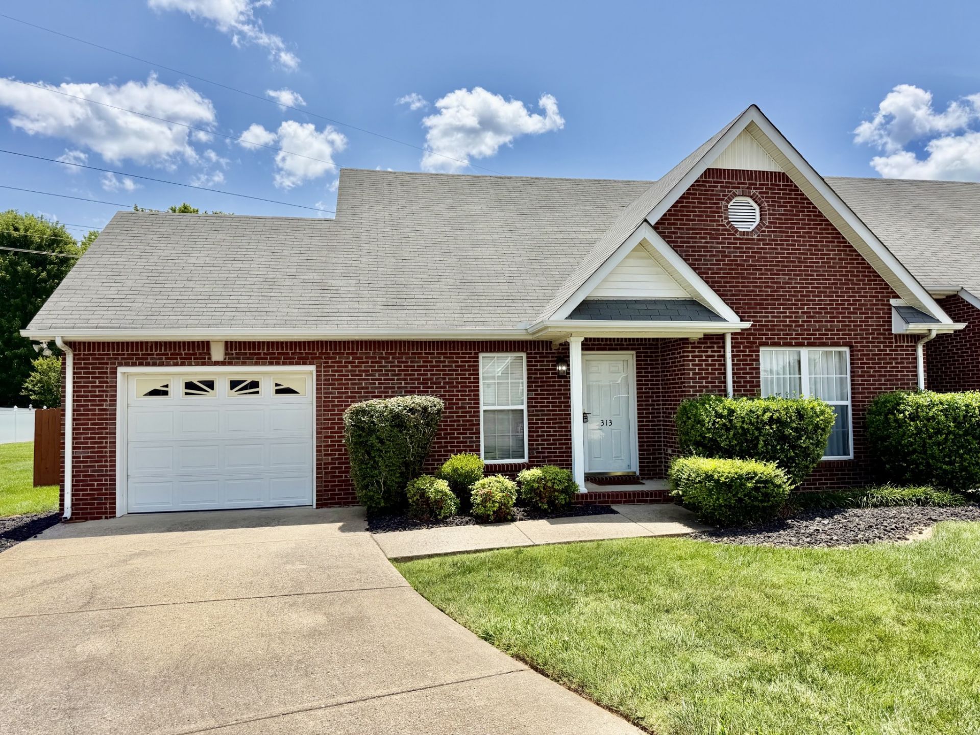 313 Dartford Court, Smyrna, TN 37167 Main Photo