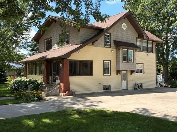 611 N Marshall Avenue, Litchfield, MN 55355