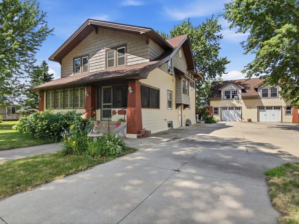 611 N Marshall Avenue, Litchfield, MN 55355