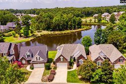 119 Lake Hilton Drive  photo 4