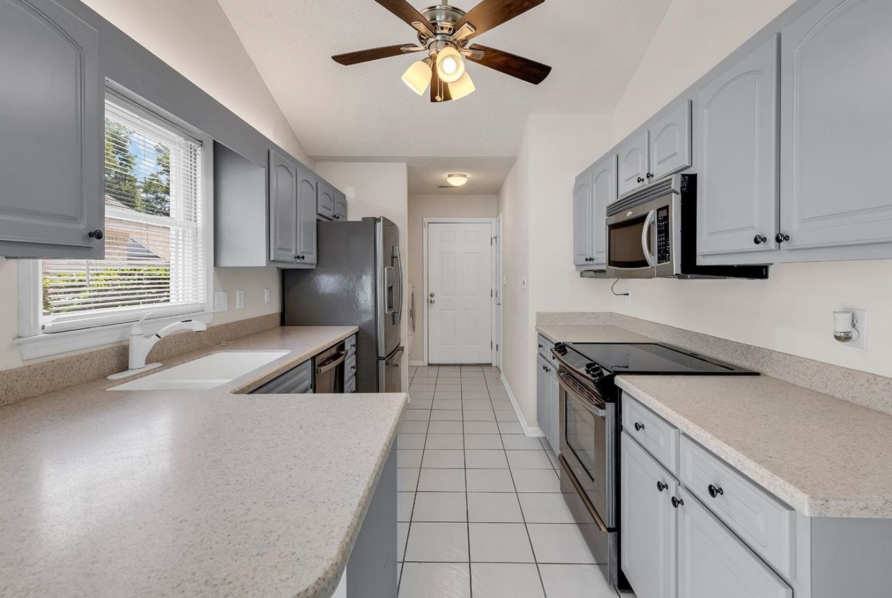4735 Bermuda Way Photo 21