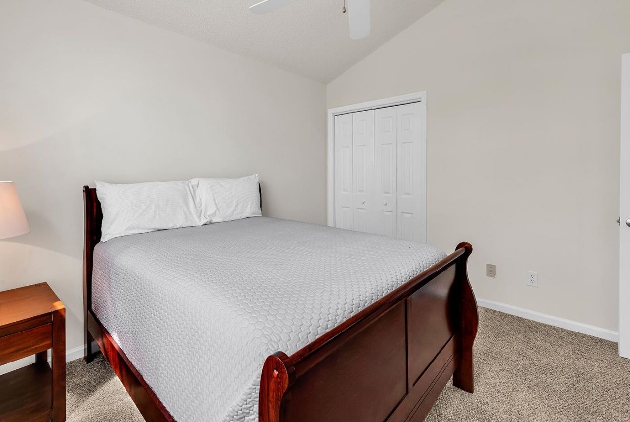 4735 Bermuda Way Photo 27