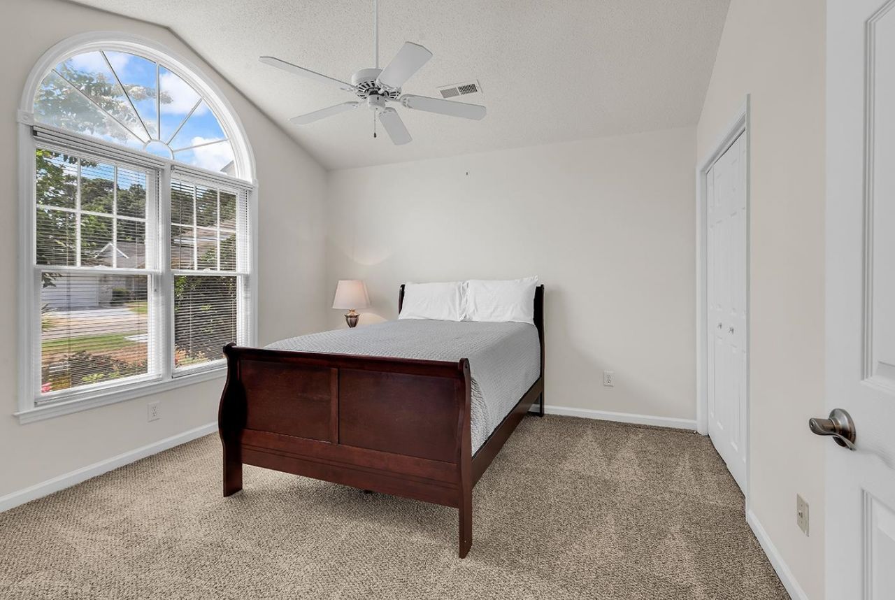 4735 Bermuda Way Photo 28