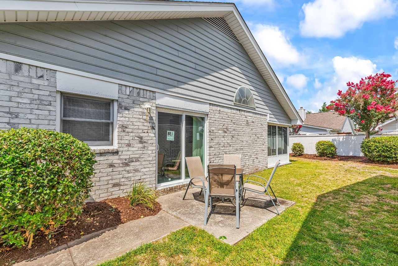 4735 Bermuda Way Photo 37
