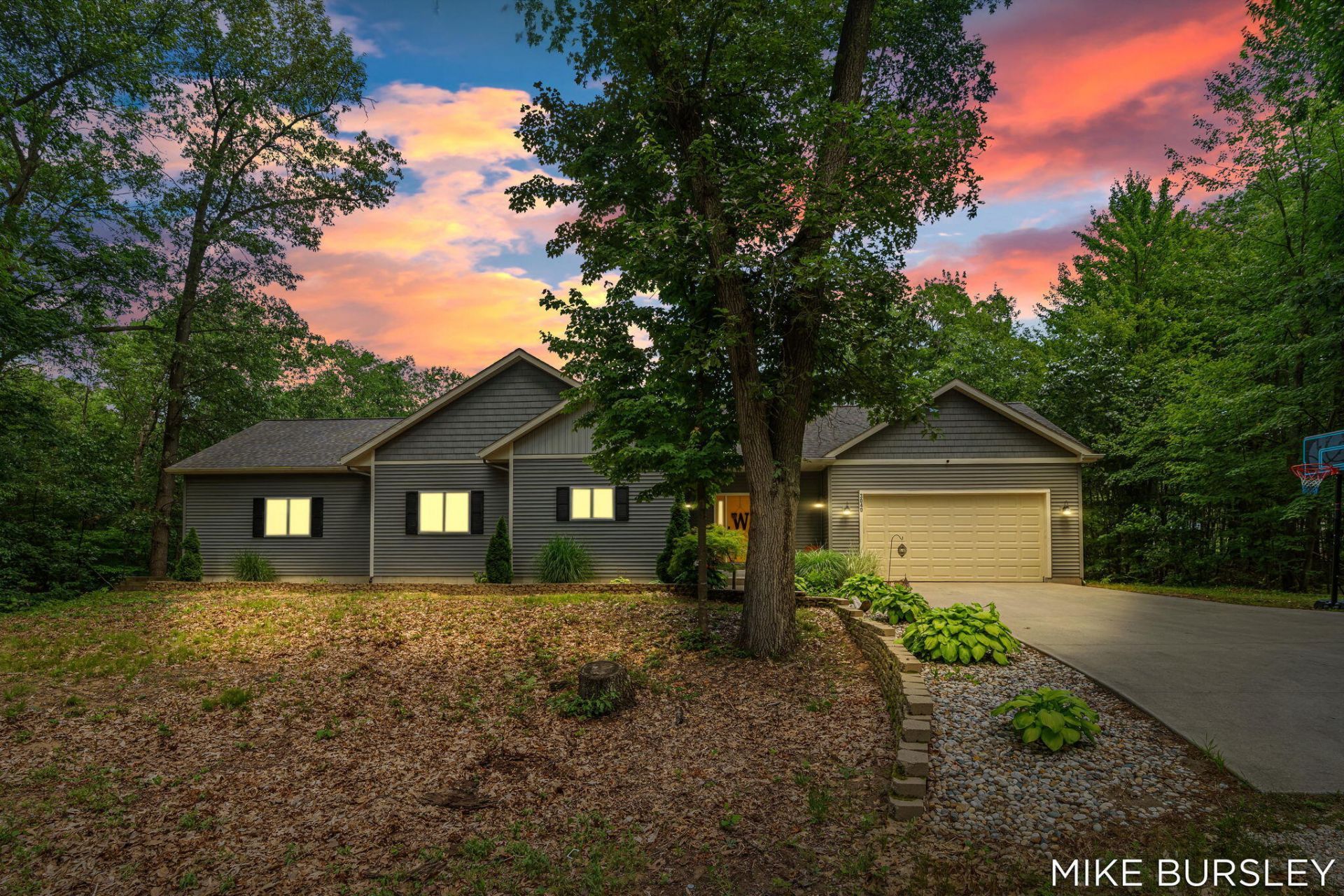 3040 Jamestown Lane, Fruitport, MI 49415 Main Photo