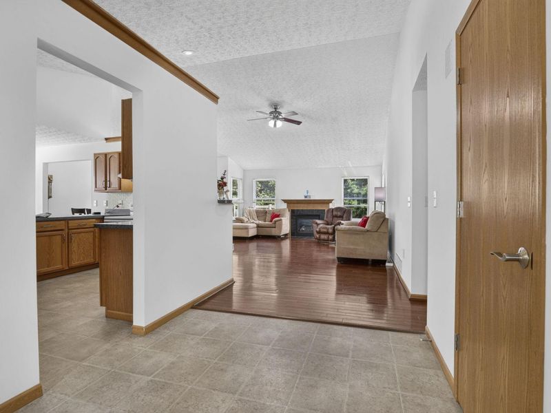 8353 Almond Park Drive, Blacklick, OH 43004 Photo 26